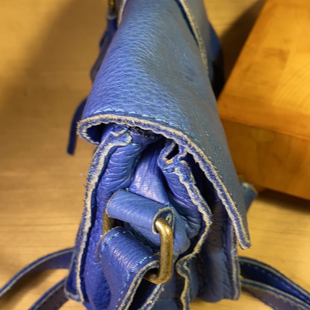 Cut N’Paste super soft leather crossbody mini bag - Picture 7 of 16